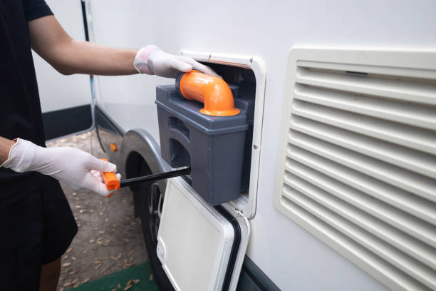 Best Portable restroom trailer rental  in Covington, WA